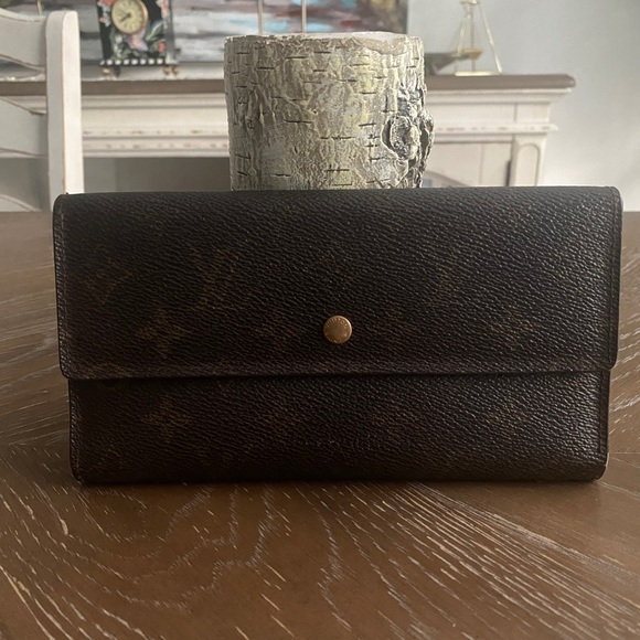 Louis Vuitton Handbags - Louis Vuitton LV Long Wallet  Portefeuille Sarah Brown Monogram